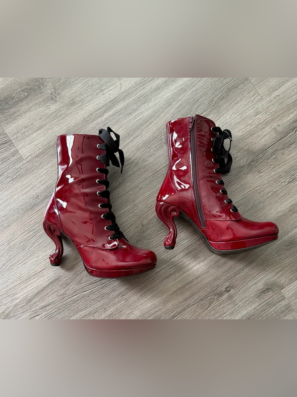 Queen Victoria Boots by John Fluevog size 9 - Picture 2 of 6